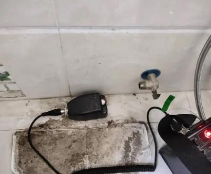 浠水屋顶漏水维修公司分享下卫生间漏水的危害及解决方法